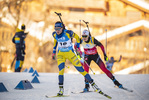 18.12.2021, xkvx, Biathlon IBU World Cup Le Grand Bornand, Pursuit Women, v.l. Hanna Oeberg (Sweden), Marte Olsbu Roeiseland (Norway) in aktion / in action competes