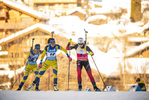 18.12.2021, xkvx, Biathlon IBU World Cup Le Grand Bornand, Pursuit Women, v.l. Marte Olsbu Roeiseland (Norway), Hanna Oeberg (Sweden) in aktion / in action competes