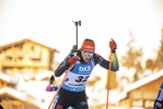 18.12.2021, xkvx, Biathlon IBU World Cup Le Grand Bornand, Pursuit Women, v.l. Vanessa Voigt (Germany) in aktion / in action competes