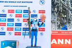 19.12.2021, xkvx, Biathlon IBU World Cup Le Grand Bornand, Mass Start Women, v.l. Kristina Reztsova (Russia) bei der Siegerehrung / at the medal ceremony
